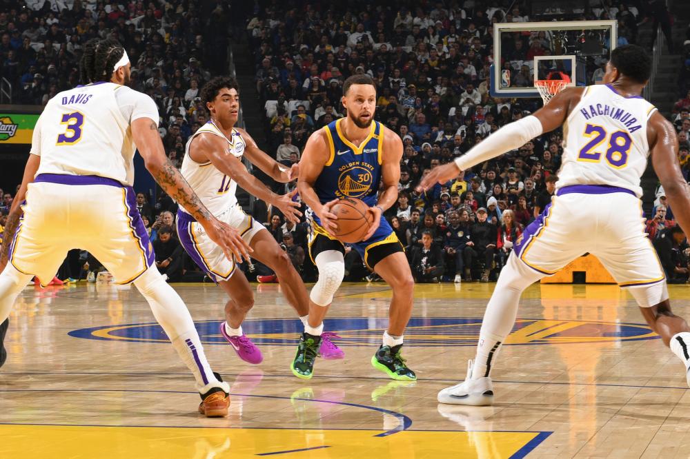 此次驻扎迪 此次驻扎迪