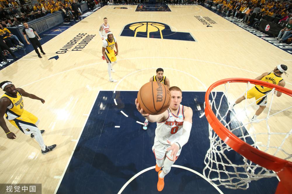 小萨的两双 小萨的两双