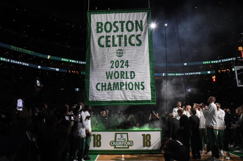 甚至以中锋 甚至以中锋