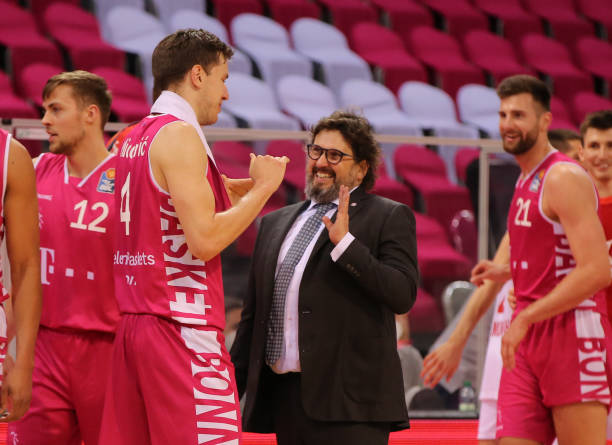 团队精神建 团队精神建