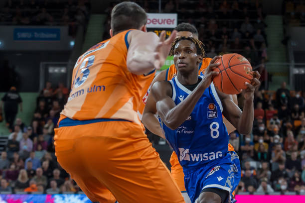 1为案例 1为案例